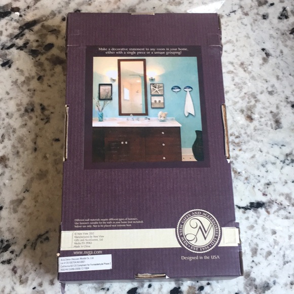 **SOLD** His & Hers glass engraved towel holders - Picture 2 of 3